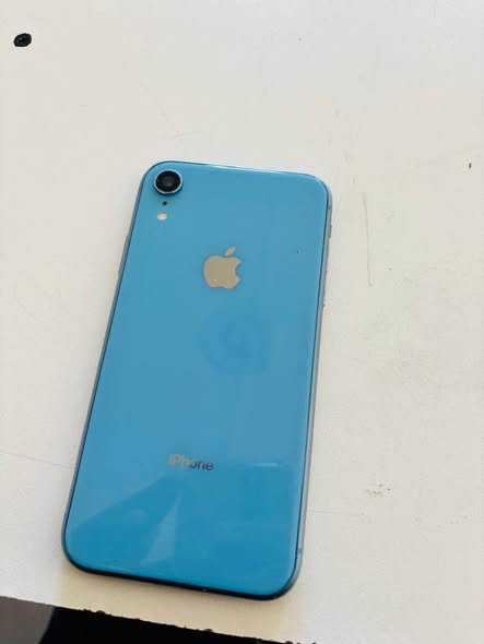 iPhone xr photo 2