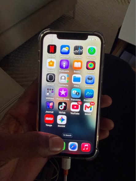 Iphone 12 photo 5