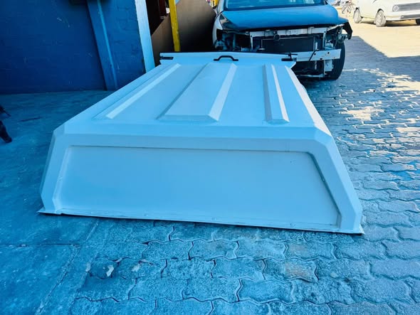 Toyota Hilux GD6 canopy Double cab photo 3