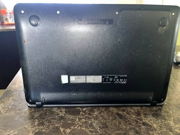 Asus laptop 1800 photo 3