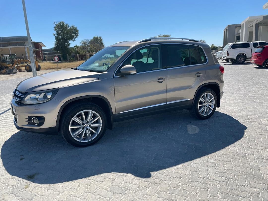 2013 Tiquan 2.0L Tsi 4 motion photo 3