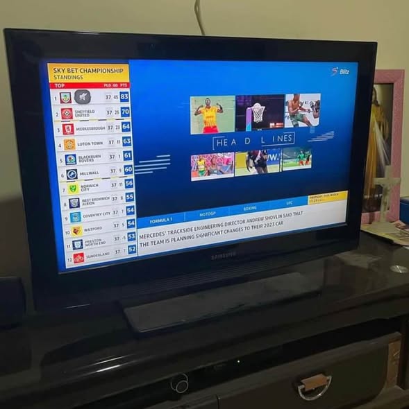Samsung 32inch Tv photo 2