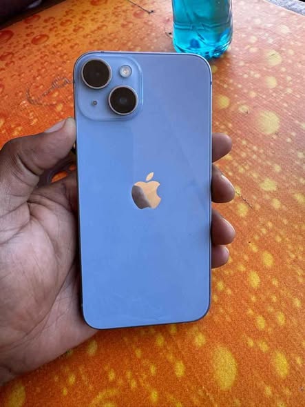 IPhone 14 photo 1