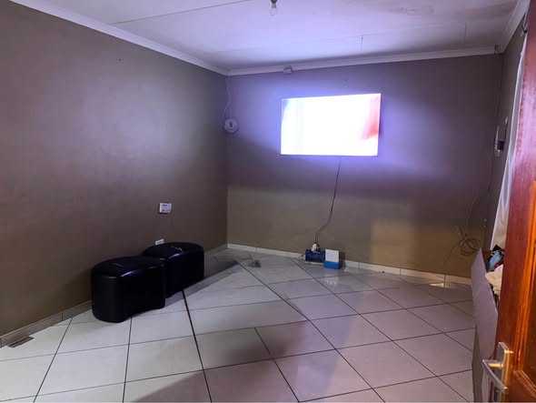 House for sale in Okahandja photo 4