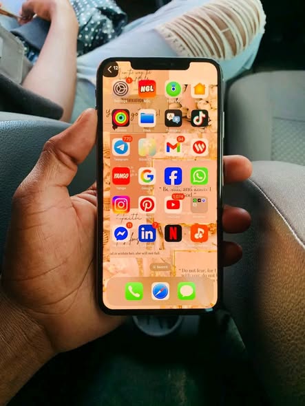 IPhone X photo 1