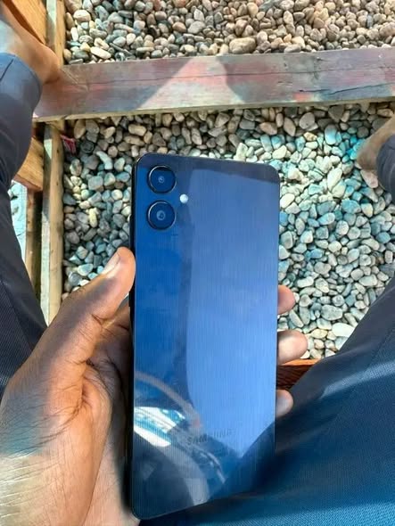 Samsung Galaxy A05 photo 2