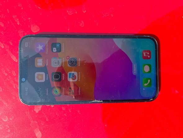 iPhone 13 128 GB photo 1