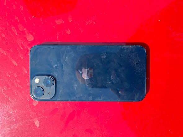 iPhone 13 128 GB photo 3