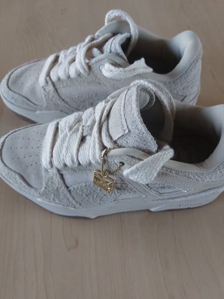 Ladies tekie size 3.5 photo 1