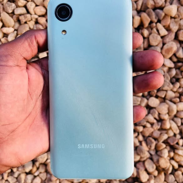 Samsung a03 photo 2