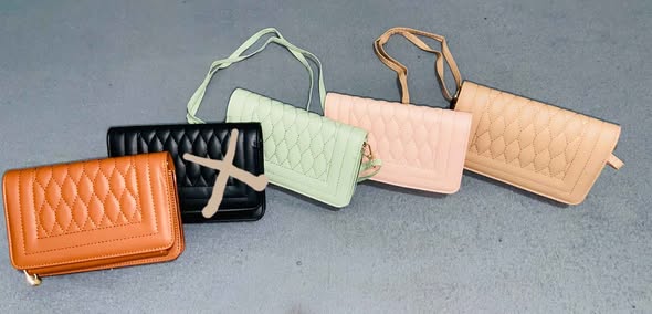 Handbags photo 2