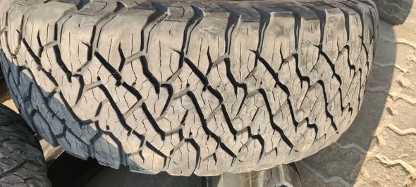 Tyres photo 5