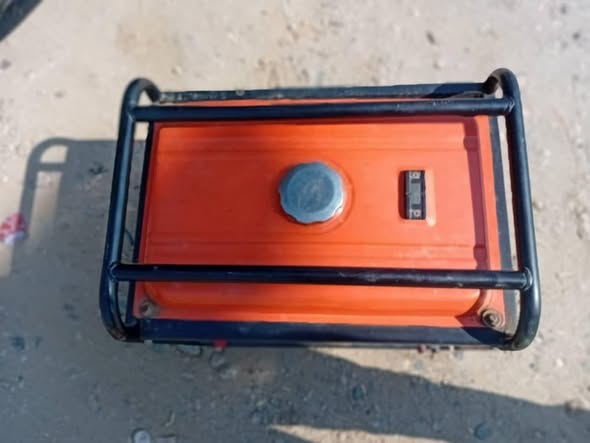 2.5 KVA petrol Generator photo 3