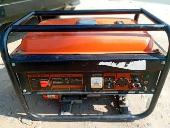 2.5 KVA petrol Generator photo 4