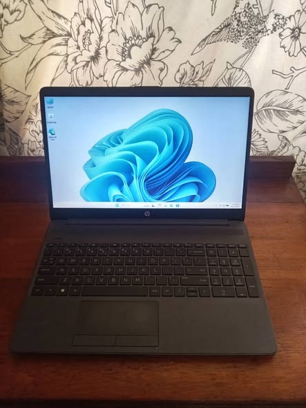 Hp 250 g9 leptop 128GB photo 2