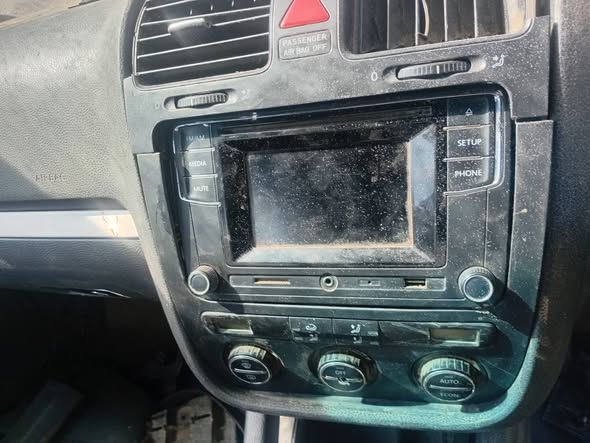 VW STANDARD RADIOS WITH BLUTOOTH photo 2