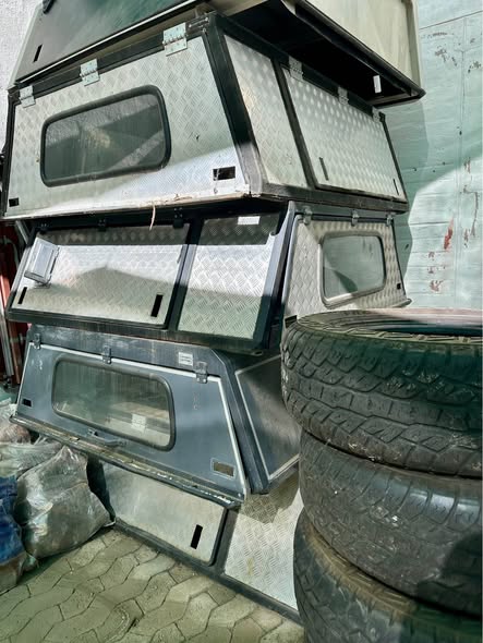 Aluminum Canopy’s ( 2016 Hilux ) photo 2