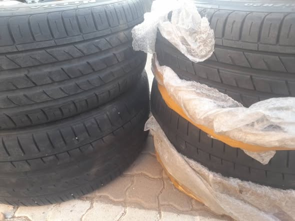 Tyres 245/40/20 photo 3