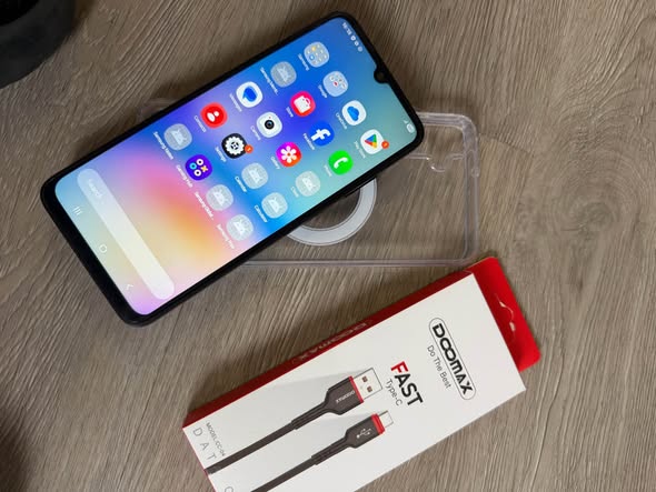 Samsung A05s photo 2