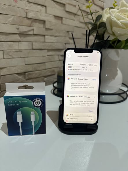 IPhone 12  128GB photo 2