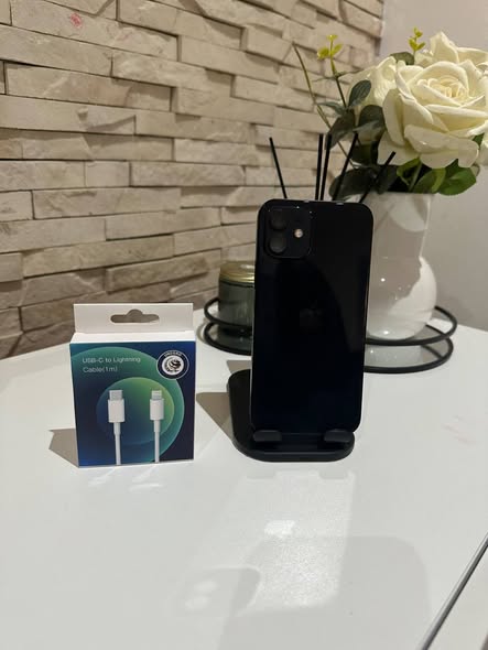 IPhone 12  128GB photo 1