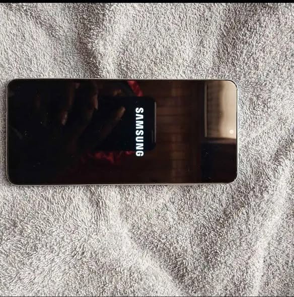 Samsung A06 photo 3