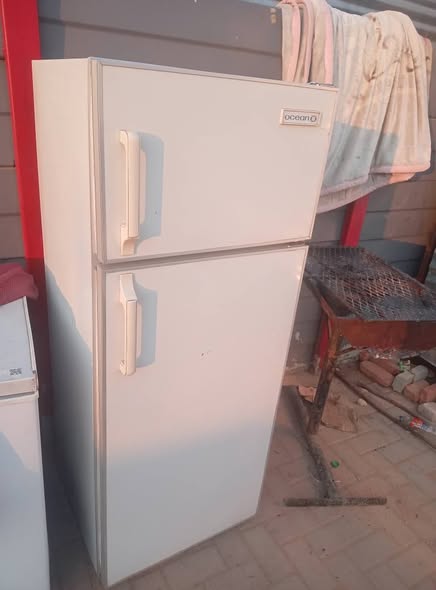 Ocean fridge freezer photo 3
