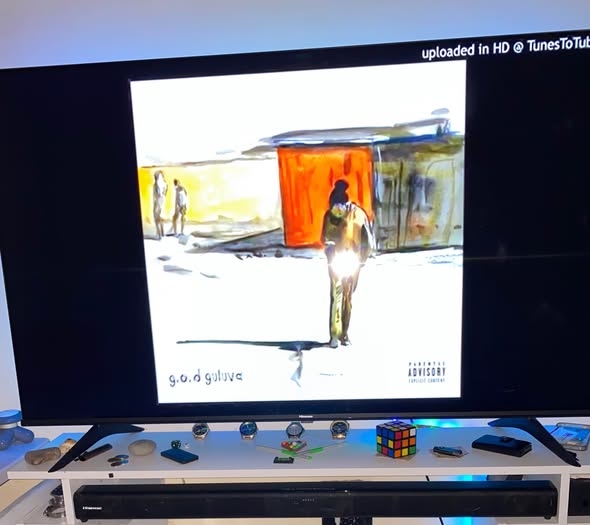 Hisense 55” Smart TV & Hisense Sound bar photo 3