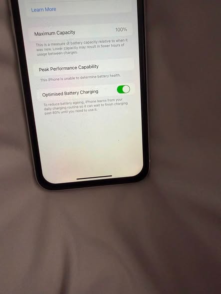 iPhone XR photo 4