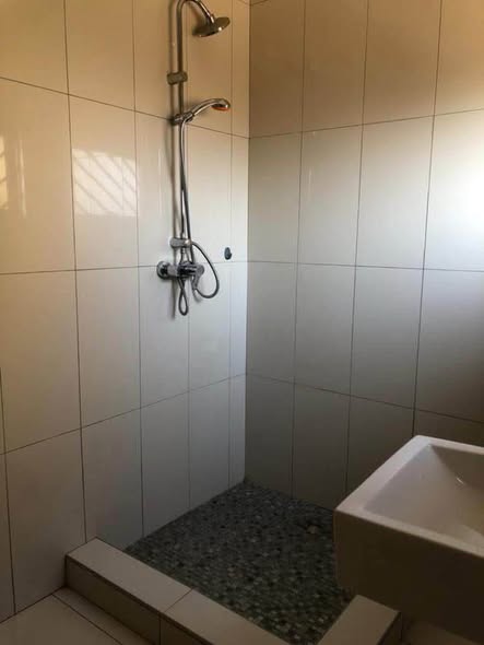 3 bedroom house for sale photo 3