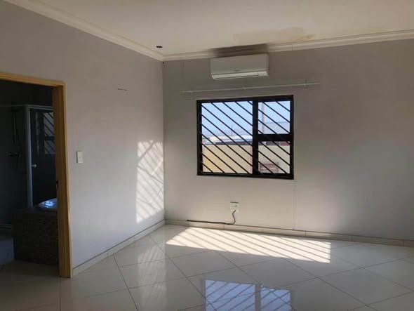 3 bedroom house for sale photo 1