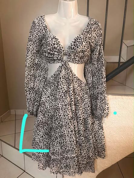 Women’s dresses photo 3