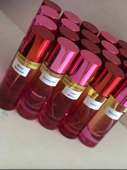 Perfumes photo 2
