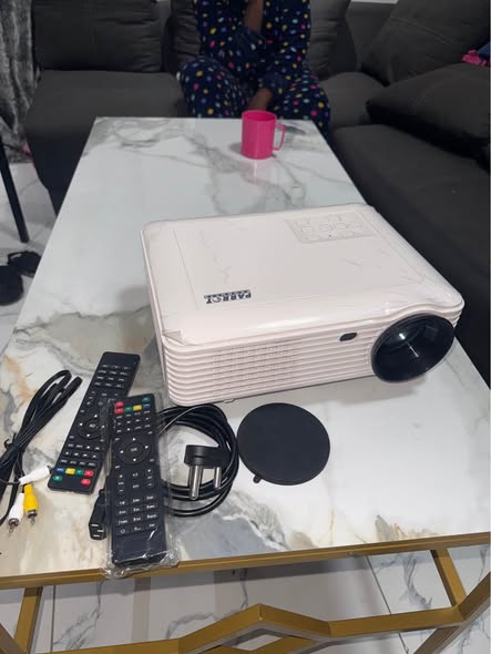 Projector photo 3
