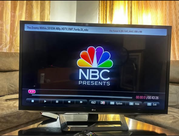 LG 43 inch Tv photo 3