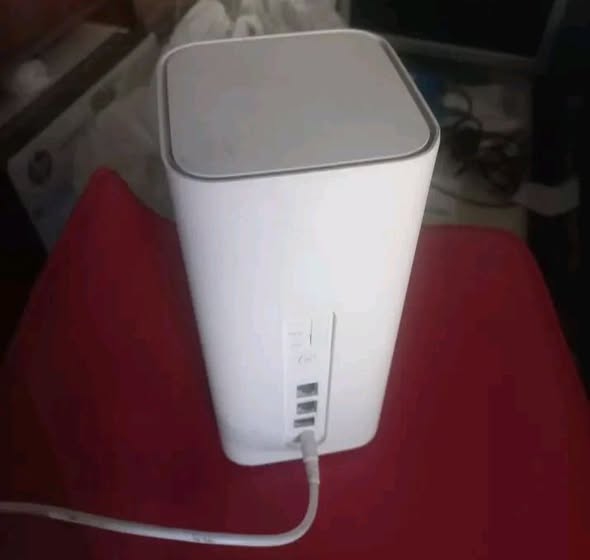 WiFi router photo 3