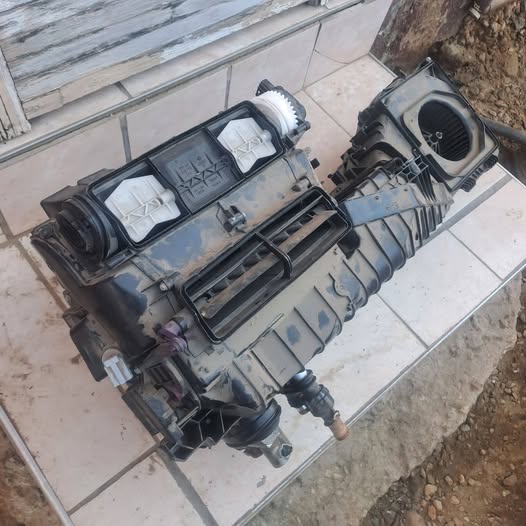 Golf 5 gti heater box photo 1