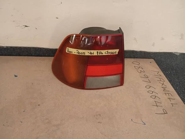 2001-2005 VW POLO CLASSIC LEFT TAILLIGHT photo 2