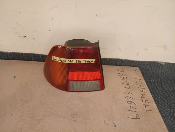 2001-2005 VW POLO CLASSIC LEFT TAILLIGHT photo 1