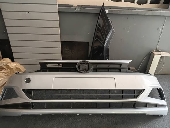 2018-2022 VW POLO 8 TSI FRONT BUMPER photo 1