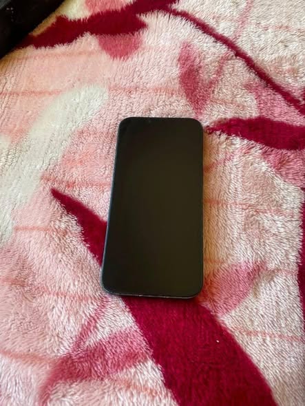 Iphone 14 photo 3