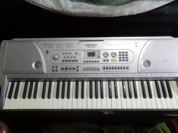 Keyboard photo 2