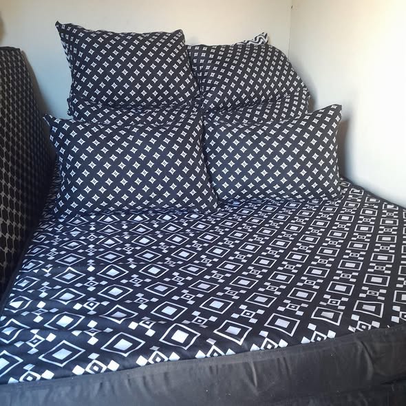 Beds single, double and queen size photo 1