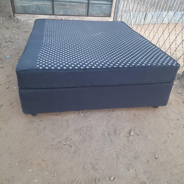 Beds single, double and queen size photo 3
