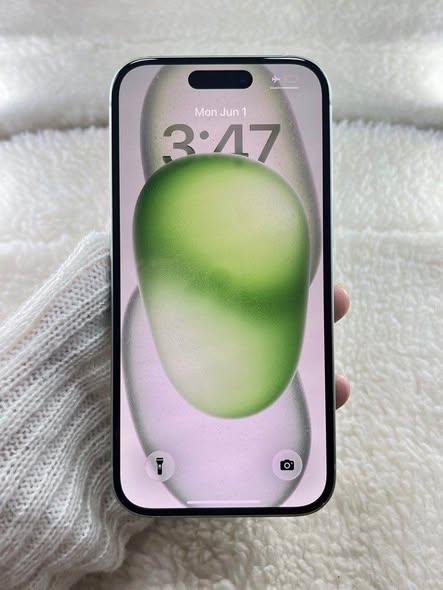 IPHONE 15  256GB photo 2