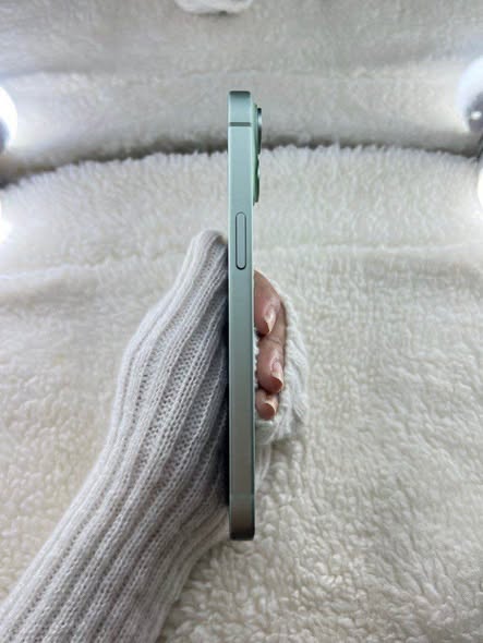 IPHONE 15  256GB photo 4