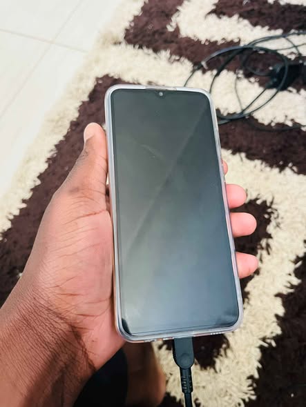 Samsung A04e photo 4