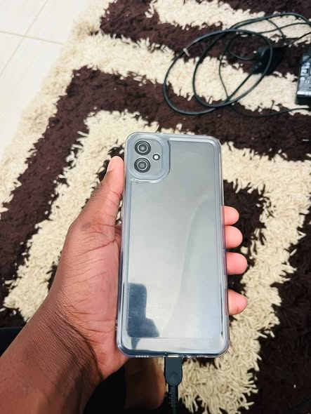 Samsung A04e photo 1
