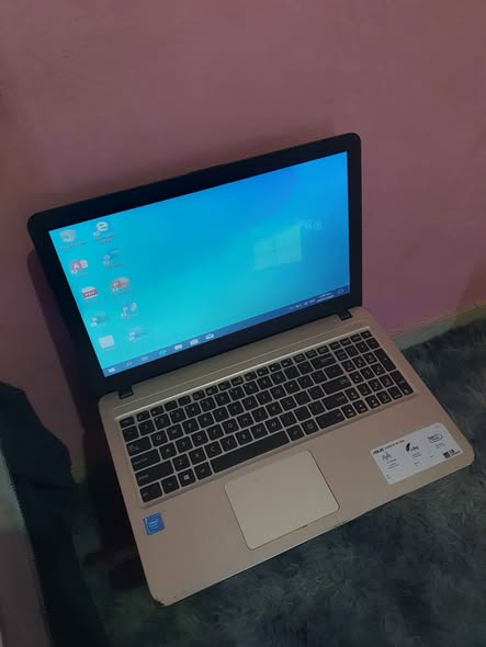 Asus laptop photo 4