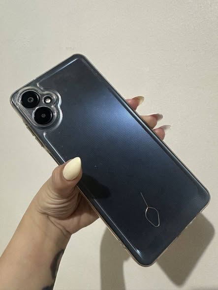 Samsung A06 photo 2